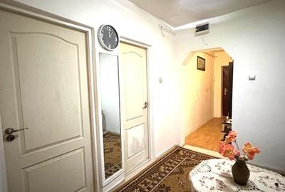 Apartament cu 3 camere decomandat în Central - 3