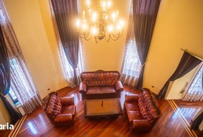 Casă cu Teren 3500 Mp în Central