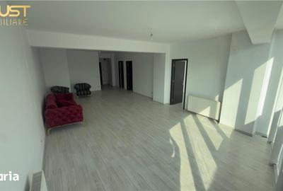 Apartament cu 3 camere în Central - 1