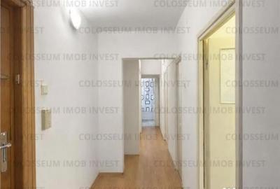 Apartament cu 3 camere decomandat în Calea București