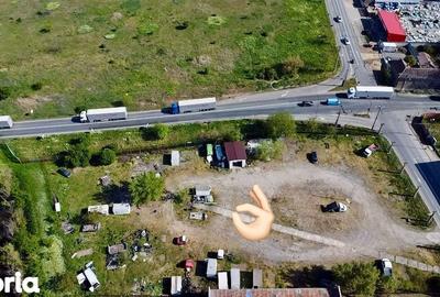 Teren de 7300 mp, în Nord - 4