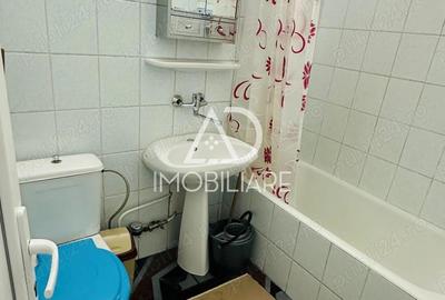 Garsoniera de vanzare, zona MALL - 3