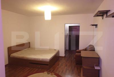 Garsoniera de 30 mp | Etaj intermediar | zona Tatara?i - 1