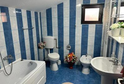 Apartament cu 4 camere decomandat în Nicolina - 4