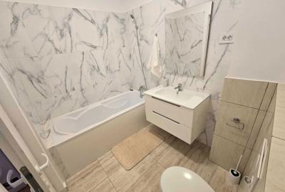 Apartament cu 3 camere semidecomandat în Central - 7