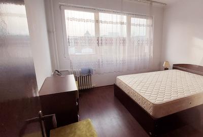 Apartament cu 2 camere semidecomandat, mobilat în P-ța Unirii - 2
