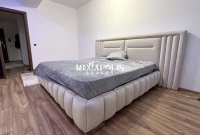 Apartament cu 3 camere decomandat în Tractorul - 10