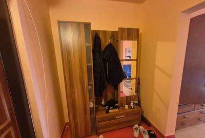 Inchiriez apartament cu o camera in Circumvala?iunii - 6