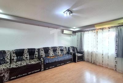 Apartament cu 3 camere decomandat în Vitan - 1