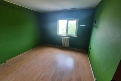 Apartament cu 2 camere decomandat, zona Nicolina-Belvedere - 1
