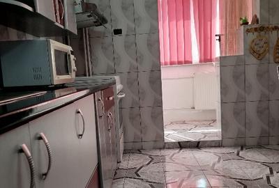Proprietar inchiriez ap. 2 camere, Bucuresti, zona Petre Ispirescu - 11