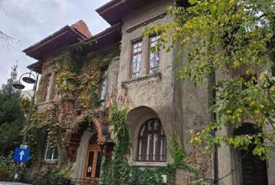 Apartament cu 2 camere decomandat în Ultracentral