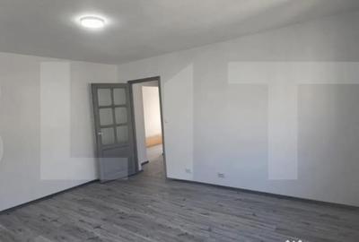 Apartament cu 3 camere decomandat în Semicentral - 11