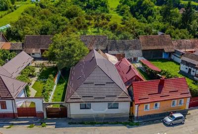 Casă cu 4 camere cu Teren 1642 Mp în Hoghiz - 10