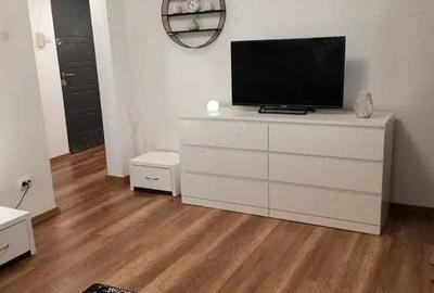 Garsonieră decomandată, mobilată în Tei - 1