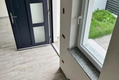 Casă cu 5 camere cu Teren 150 Mp în Rădăuți - 2