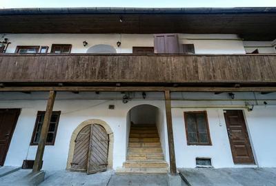 Cladire istorica cu 9 apartamente, 774mp utili, ULTRACENTRAL - 3