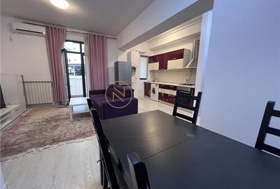 Apartament cu 3 camere semidecomandat, mobilat în Decebal - 5