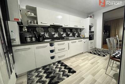 Casă individuală cu 6 camere cu Canalizare în Dumbrăvița - 3