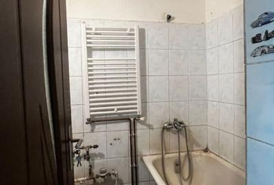 Apartament cu 3 camere semidecomandat în Intim - 1