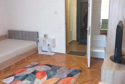 Garsonieră semidecomandată în Titan