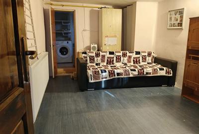 Casa Razvad - gaze, apa, curent, incalzire centrala - 3