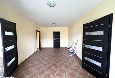 Casă cu 3 camere decomandat cu Teren 4748 Mp în Pomi - 12