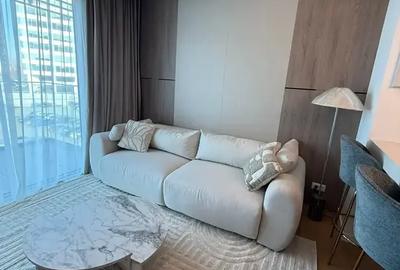 Apartament cu 2 camere semidecomandat, mobilat în Floreasca