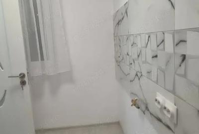 Garsonieră decomandată în Tei - 7