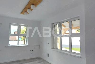 Casa pe 1 nivel 2 camere 63 mpu 140 mp curte pivnita Cisnadie - 2