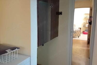 Apartament cu 3 camere decomandat în Micro 20 - 3