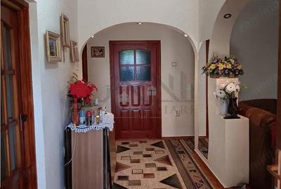 Casă cu Teren 655 Mp în Horpaz