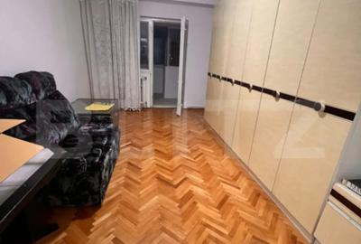 Apartament cu 4 camere decomandat în Central - 6