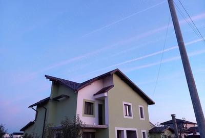 Casă cu Teren 500 Mp în Craiovei - 3