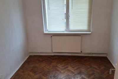 4 camere Banat , Decomandat / Centrală , Amplasament DEOSEBIT - 8