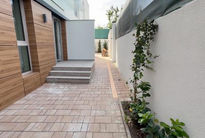 4 camere, confort lux, cu curte proprie - Damaroaia - 1