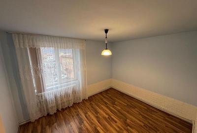 Apartament cu 2 camere semidecomandat în Central - 4