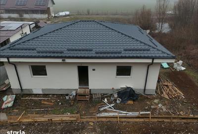 Casă cu 4 camere decomandat în Ordoreanu - 1