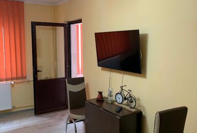 Apartament cu 2 camere decomandat în Republicii - 9