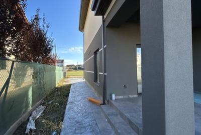 Duplex 5 camere, 128mp utili, 300mp teren in Mosnita Noua, zona ESO - 2