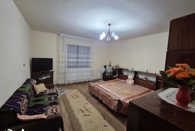 Casă cu 3 camere cu Teren 2800 Mp în Sânmihaiu Almașului - 2