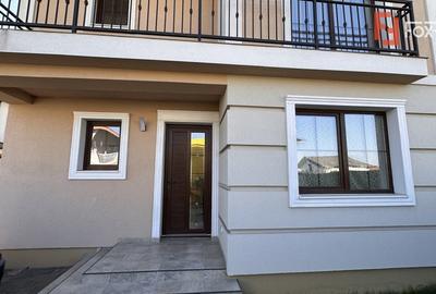 Casă individuală cu 4 camere cu Canalizare în Chișoda