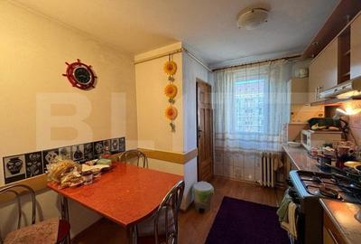 Apartament, 4 camere, 80 mp, zona Independentei - 2