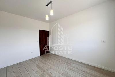 Jumatate de Duplex, 4 camere, 2 locuri de parcare,curte, Mosnita Noua - 5