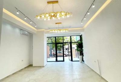Spațiu comercial, de 211 mp, în Colentina