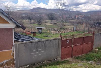 Casă cu 3 camere în Ghioroc - 4