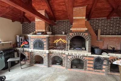 Casă cu 4 camere cu Teren 1380 Mp în Răchiți - 1