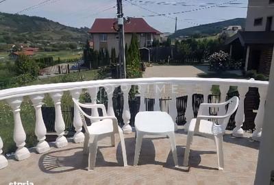 Casă cu 4 camere în Bozeni - 1