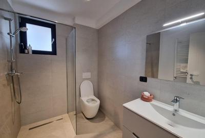 Duplex cu 5 camere cu Canalizare în Central - 4