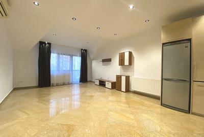 Apartament cu 3 camere semidecomandat, mobilat în Rahova - 1